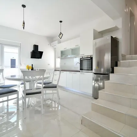Apartment Space *